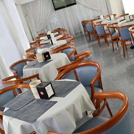 Delle Nazioni 3*